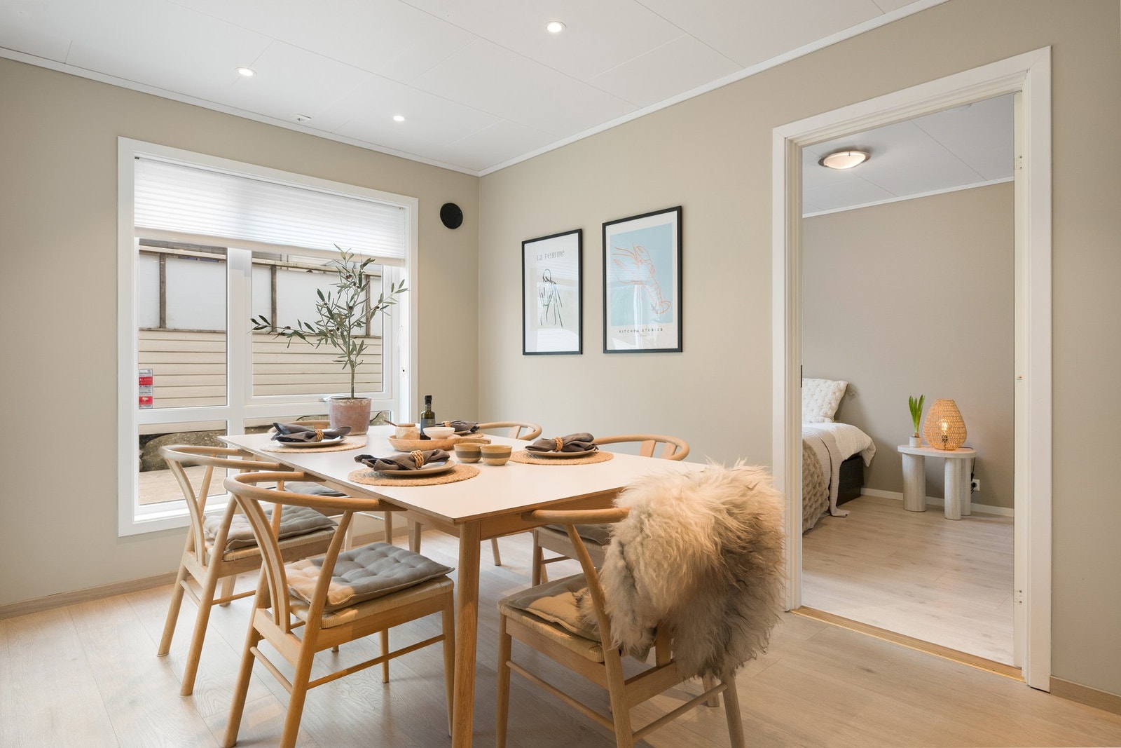 Perfekt for frokost, uformelle måltider eller gjester. Galleribilde