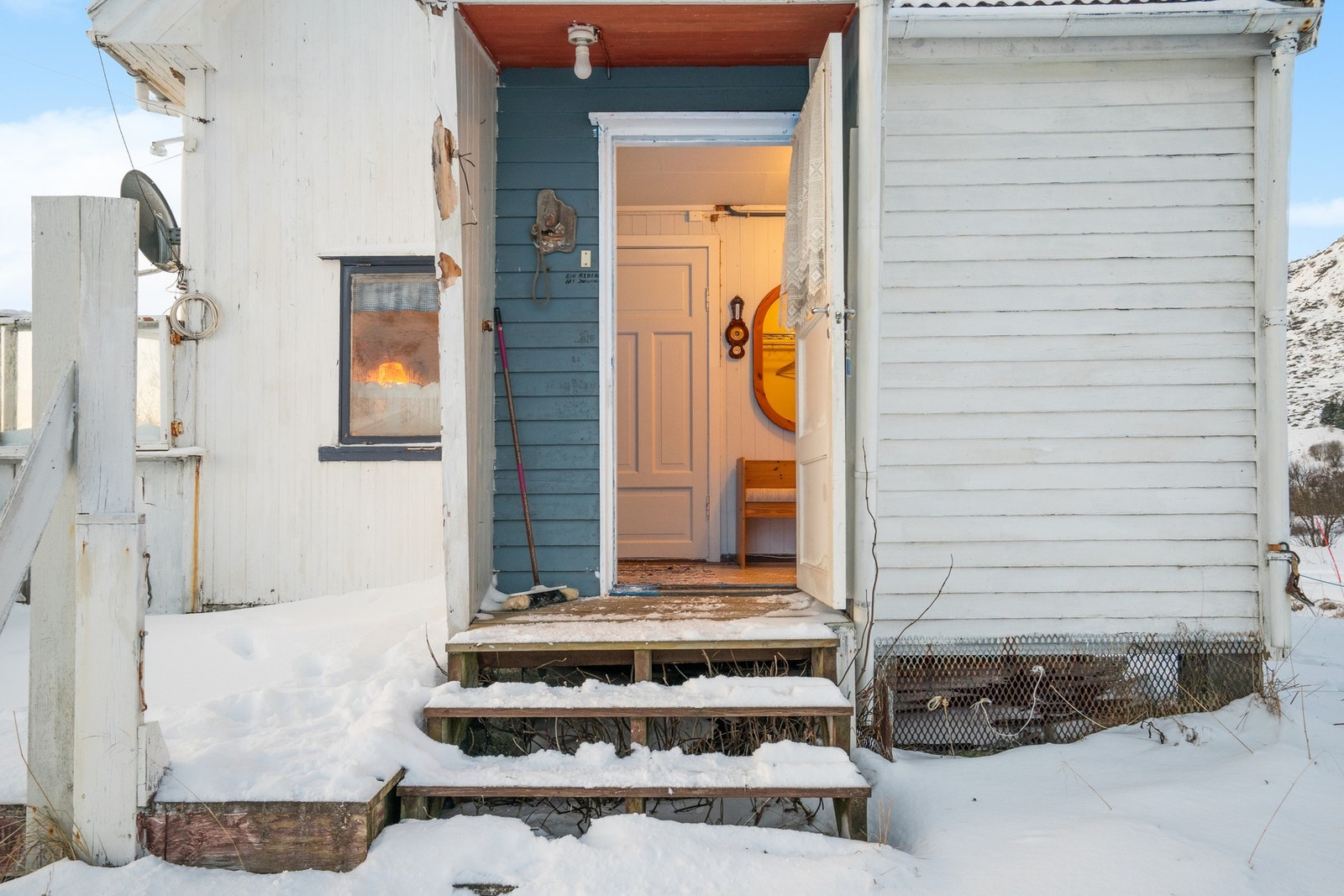 Overbygd inngangsparti. Galleribilde