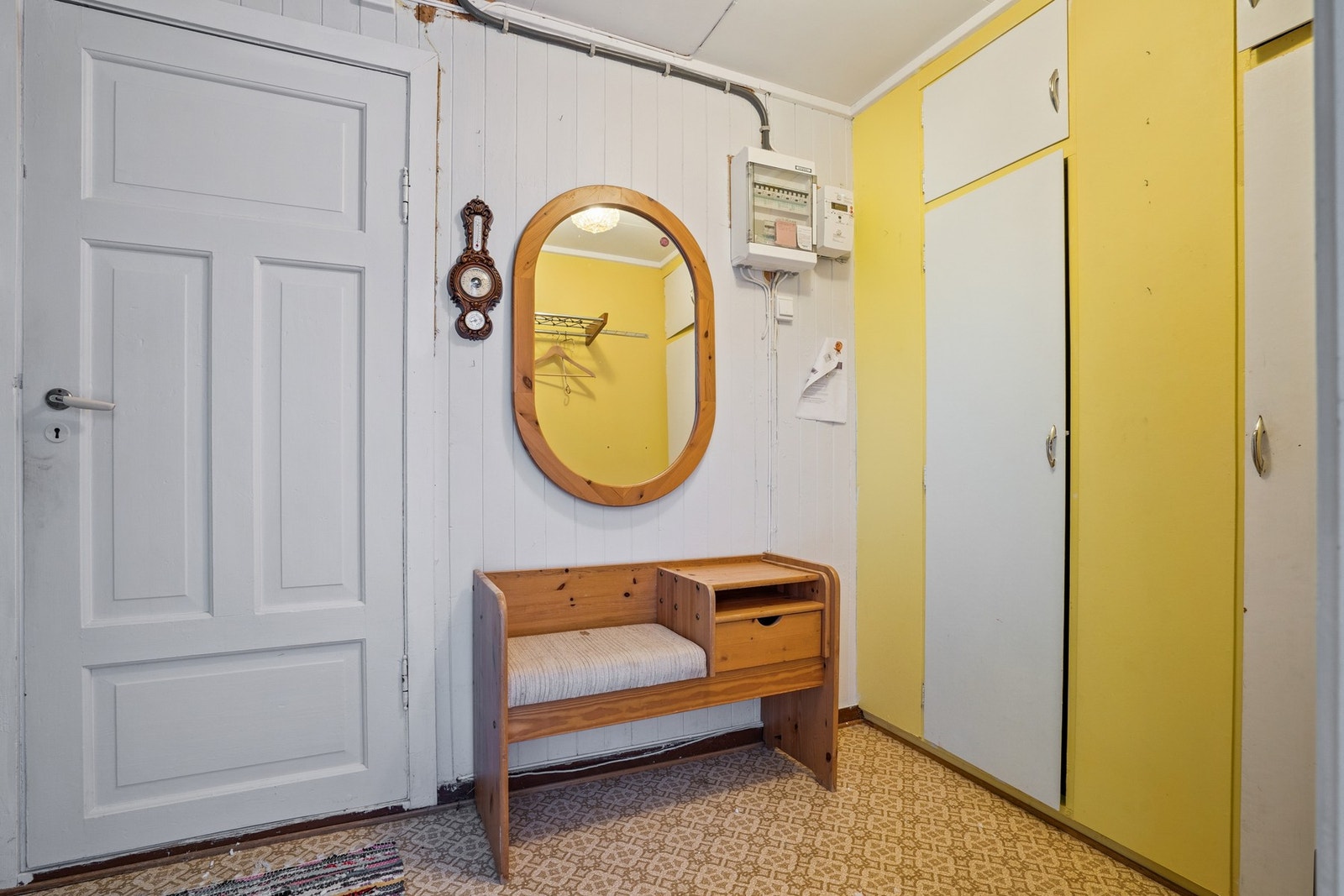 Entré med mulighet for lagring i skap. Galleribilde