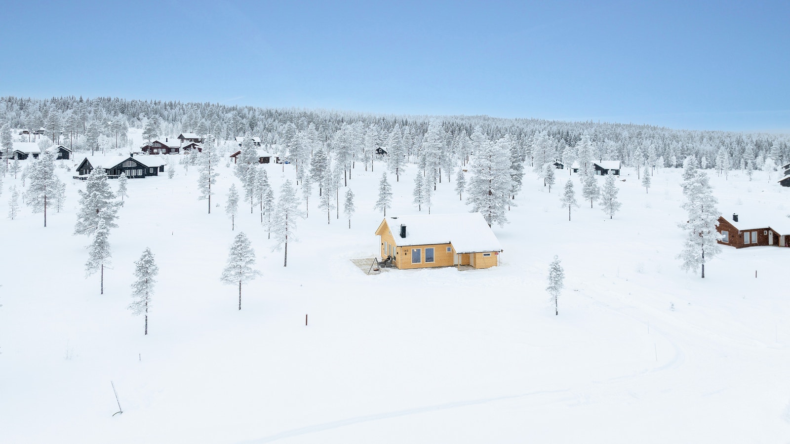 Bestselgeren Tyslandhytta 5 med stor selveiertomt - oppkjørt skiløype 50 meter bak hytta Galleribilde