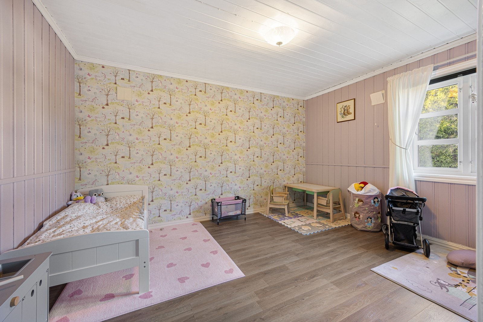 I underetasjen har boligen to innredede rom i bruk som soverom. Galleribilde