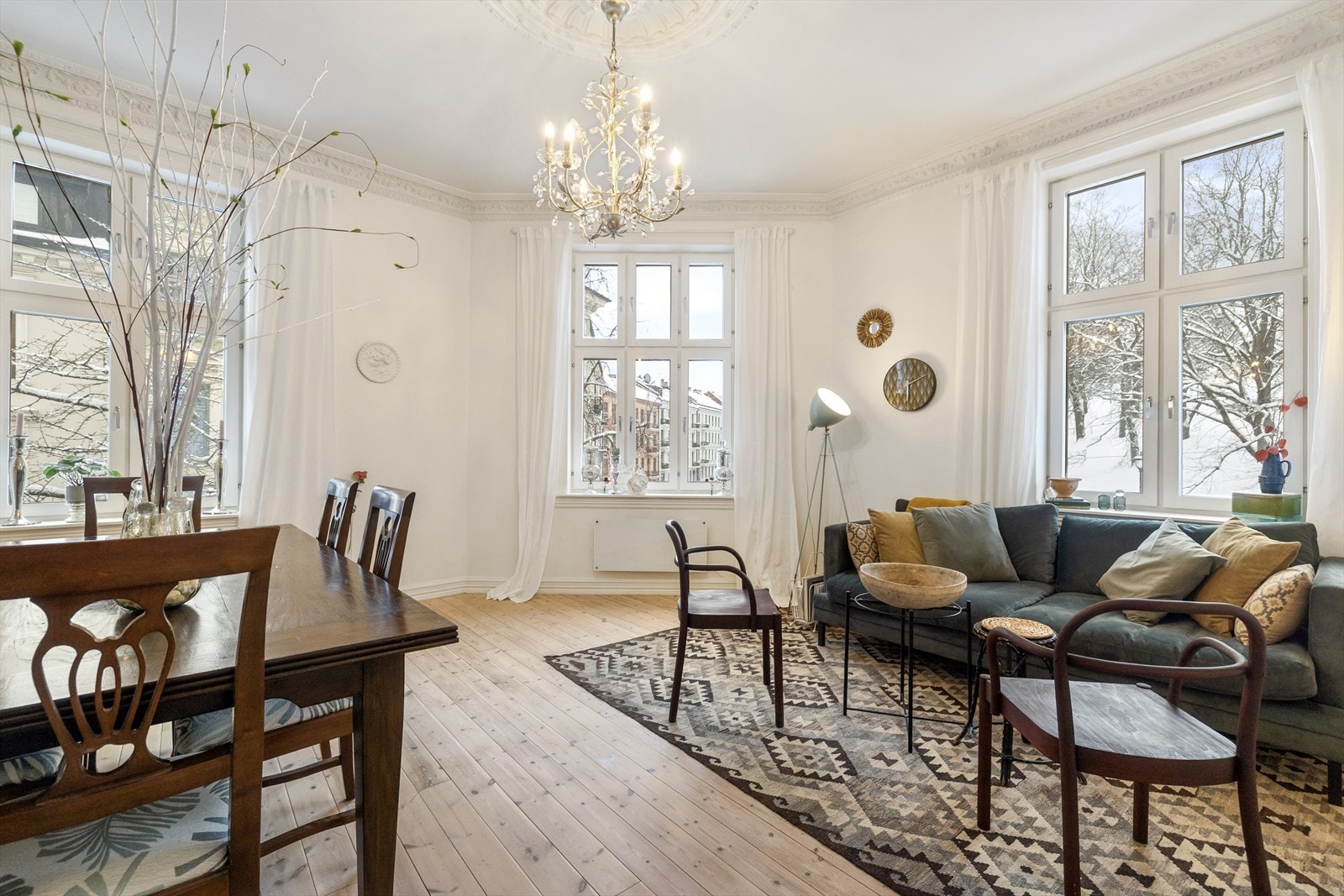 Kristoffer Mjåtveit presenterer Ullevålsveien 49D! Foto: Trond Walsø. Galleribilde