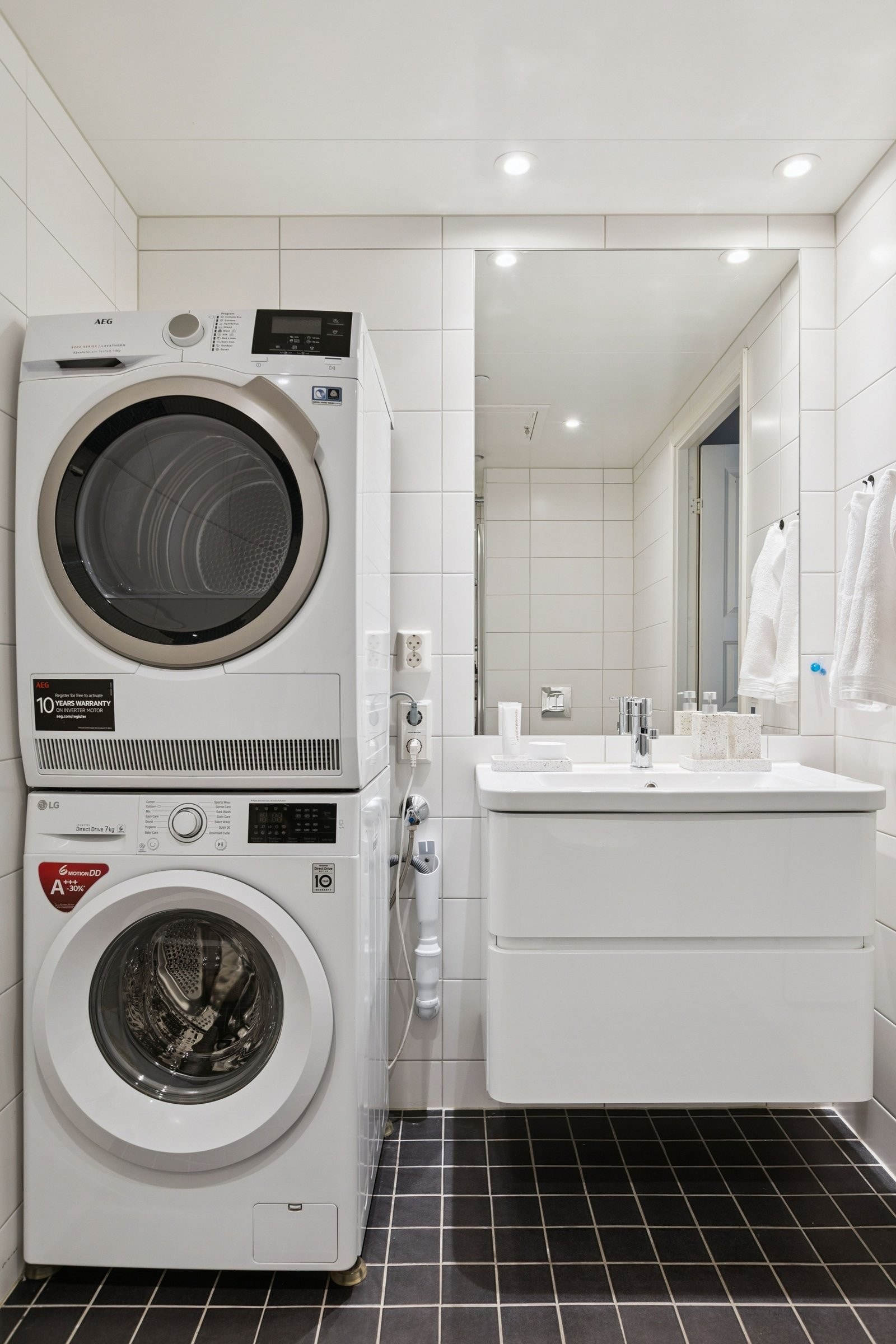 Opplegg for vaskemaskin og tørketrommel Galleribilde