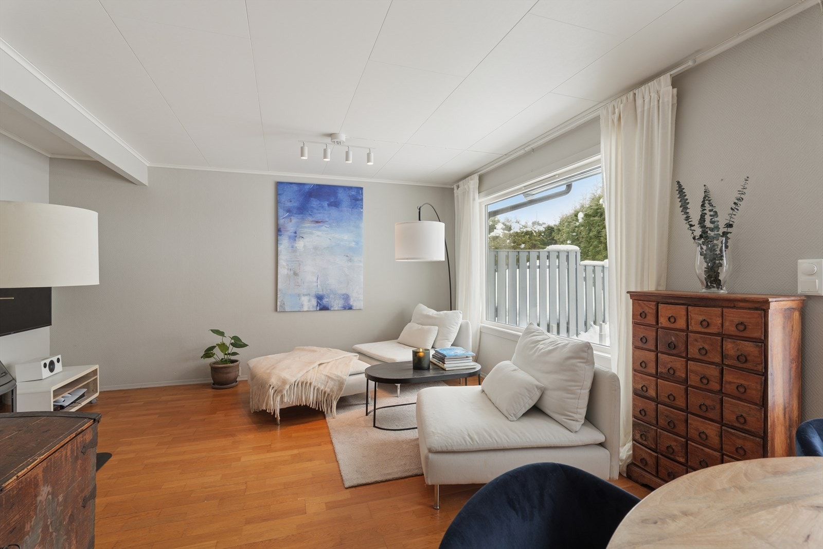 Her får du plass til både spisebord og andre sosiale soner. Galleribilde