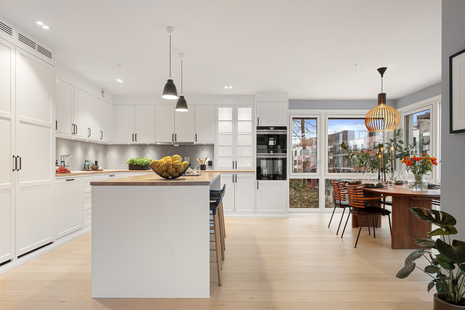 Planløsningen føles gjennomtenkt og tilpasset Galleribilde