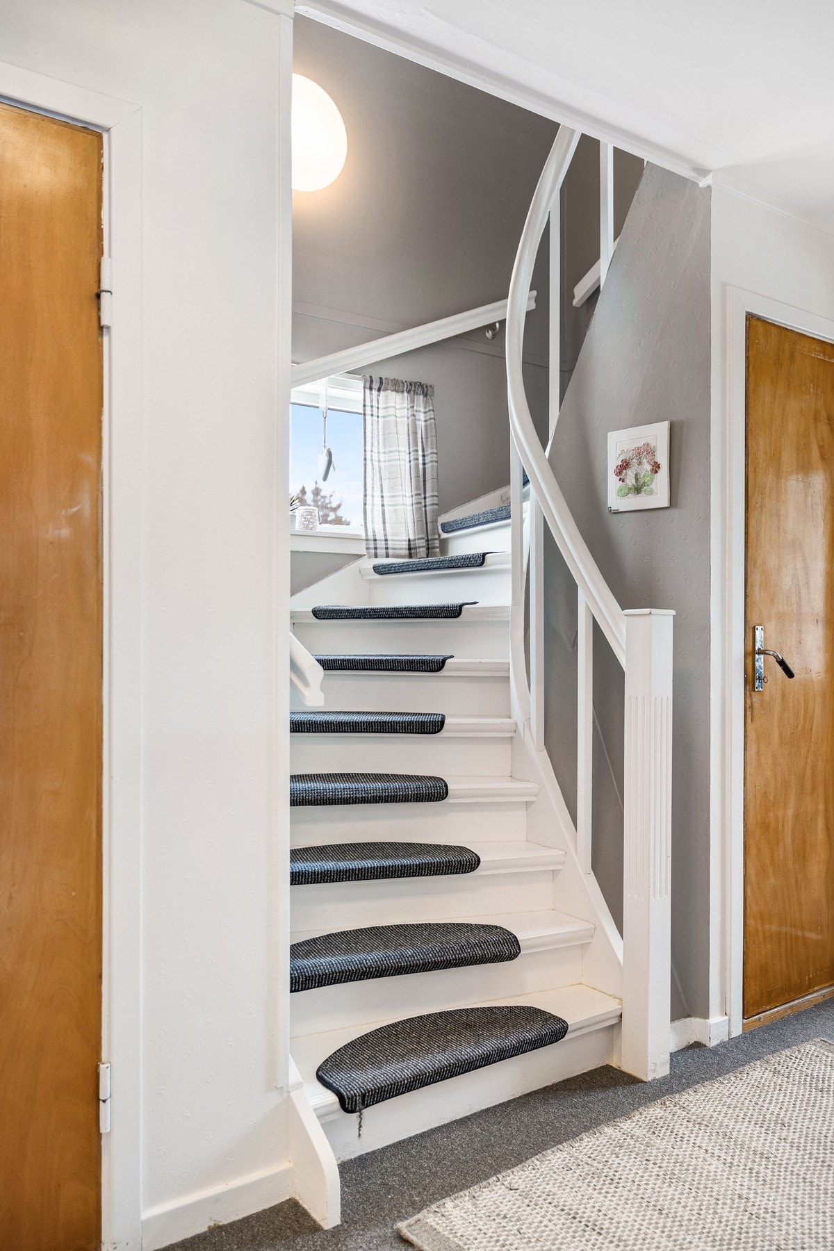 Trapp opp til andre etasje Galleribilde