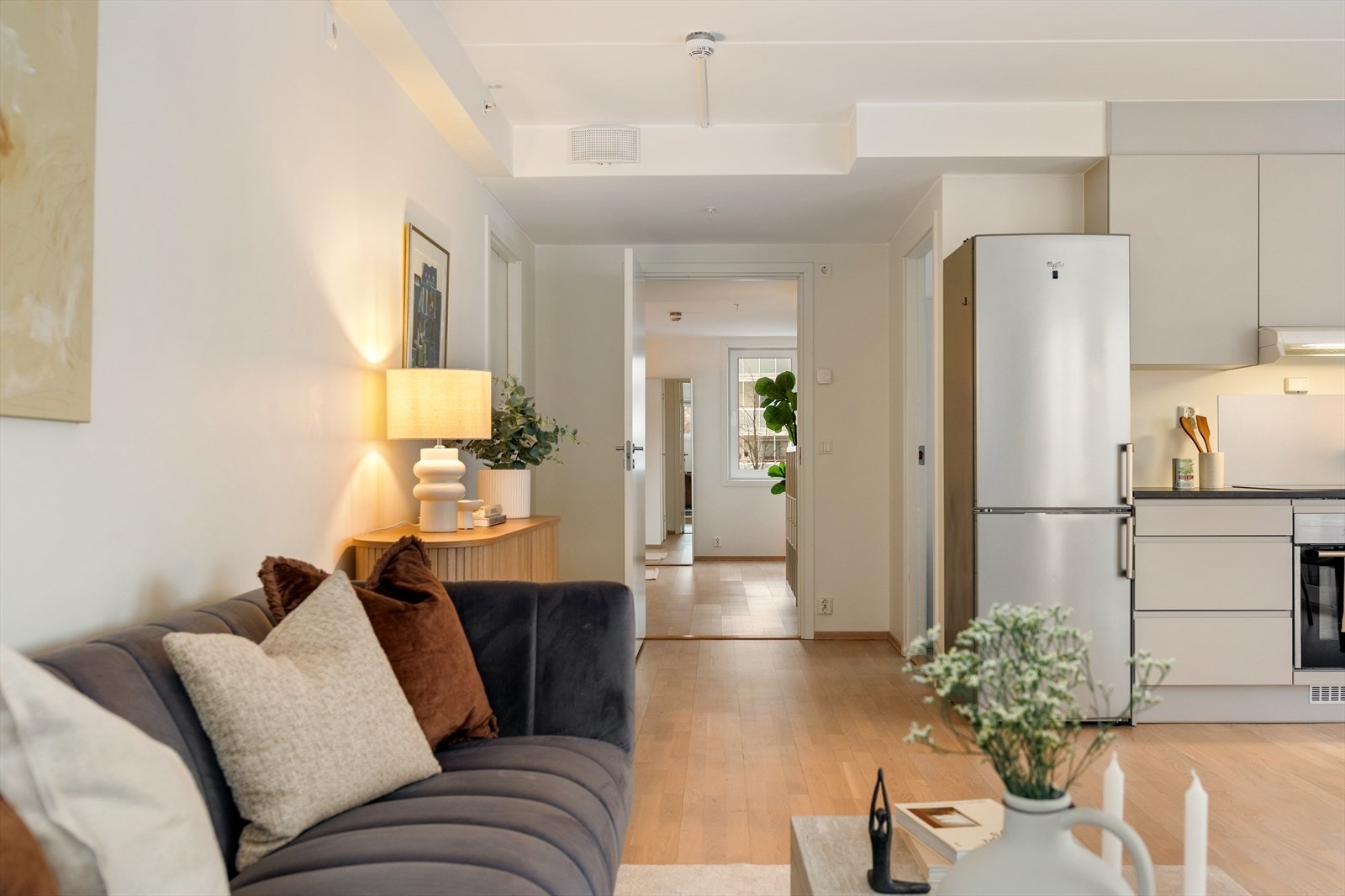 Fra stuen er det inngang til en intern bod. Galleribilde