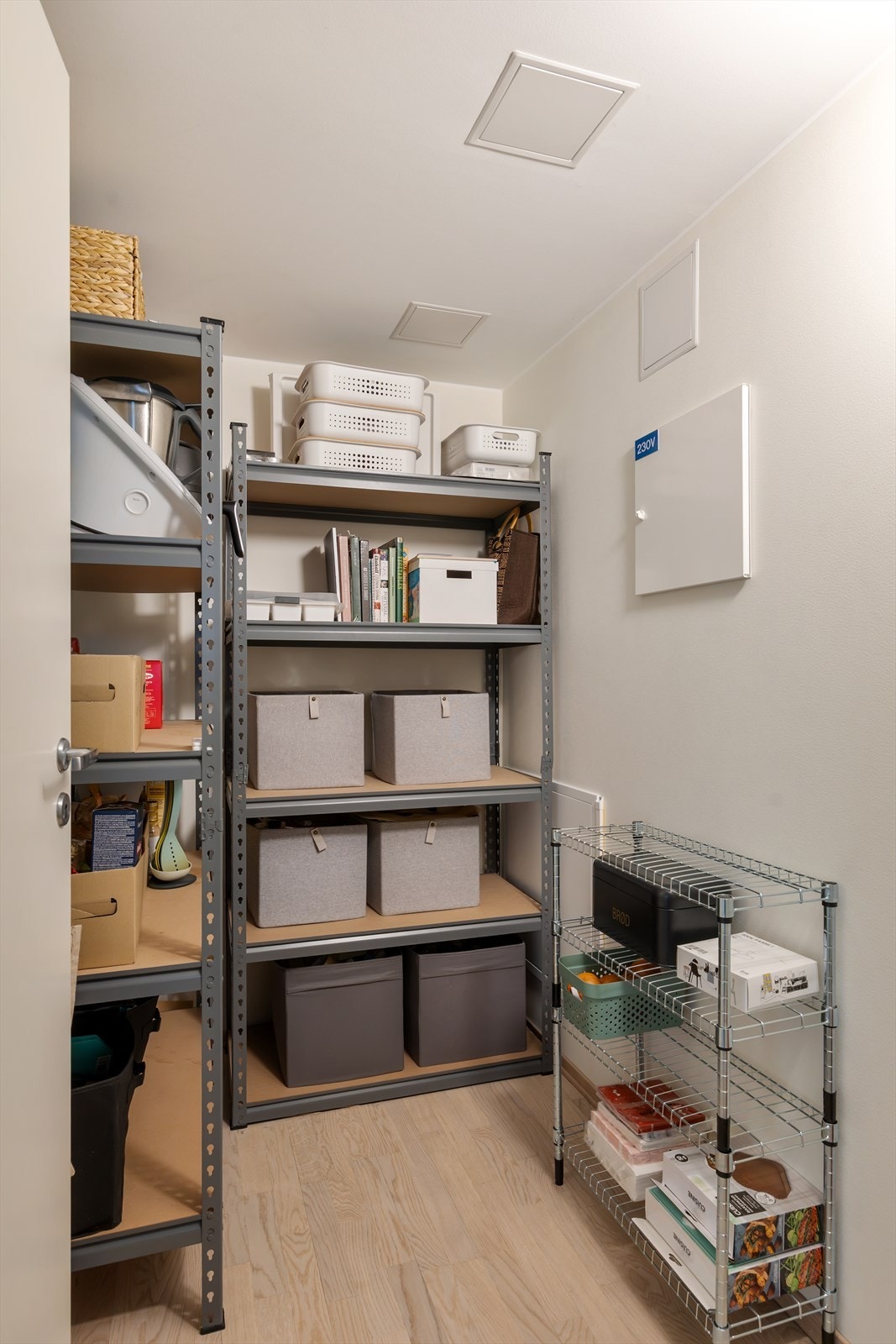 Et perfekt sted å skjule større husholdningsartikler. Galleribilde