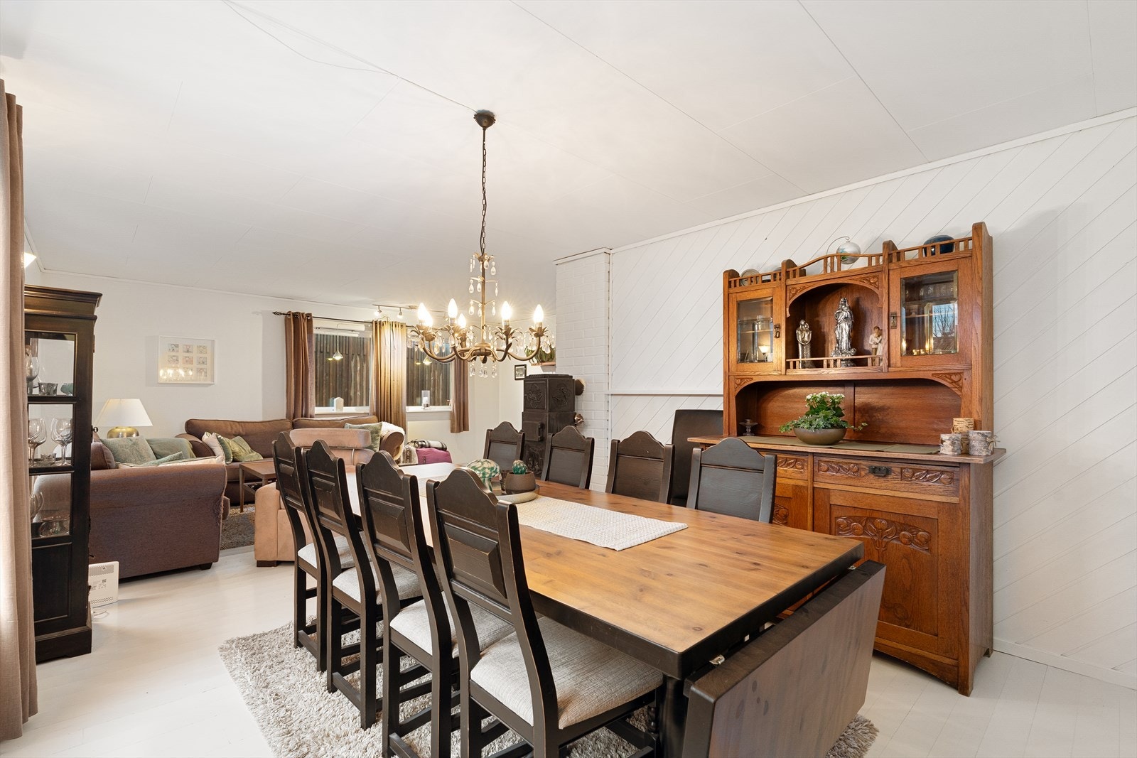 Vedovn i stuen for ekstra varme og hygge. Galleribilde