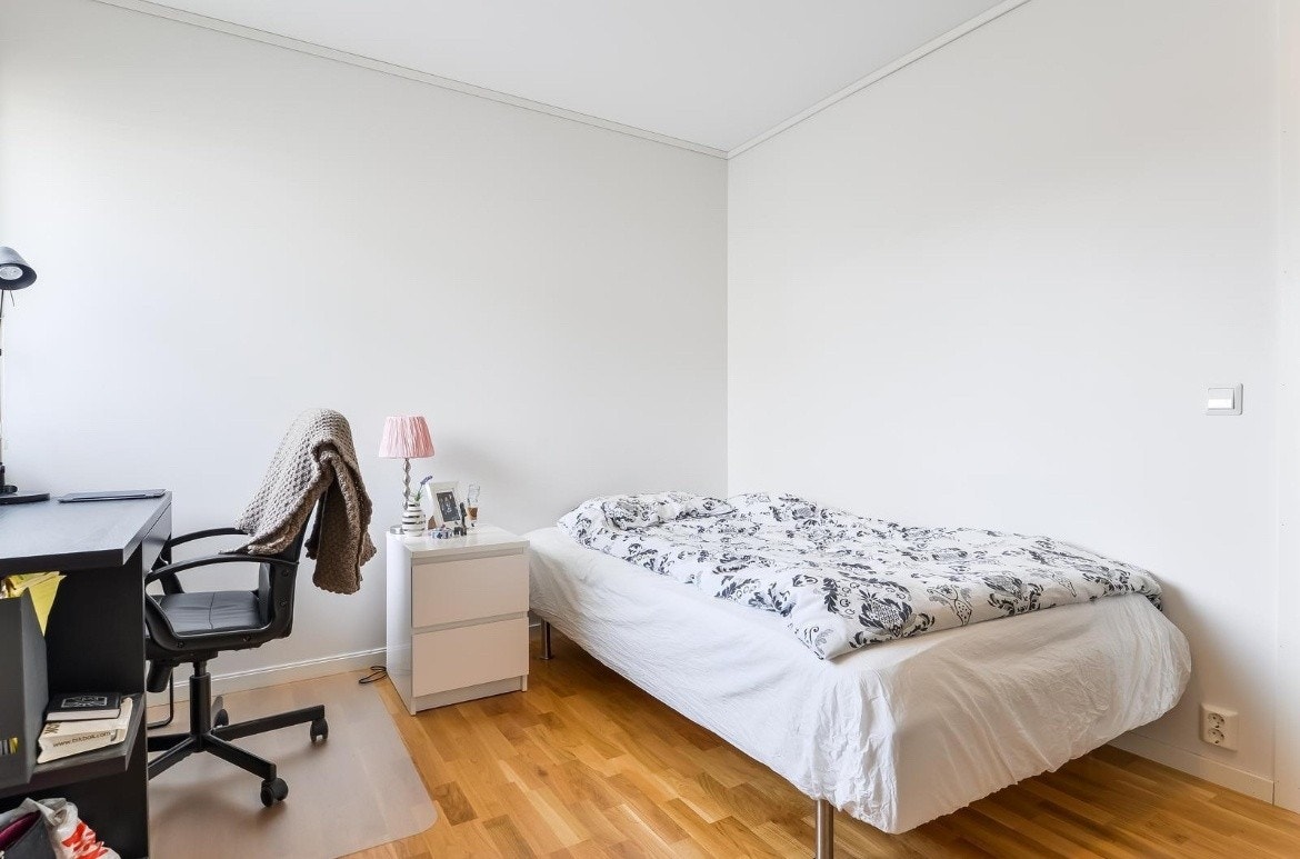 Soverom 3, inkluderer også to store klesskap Galleribilde