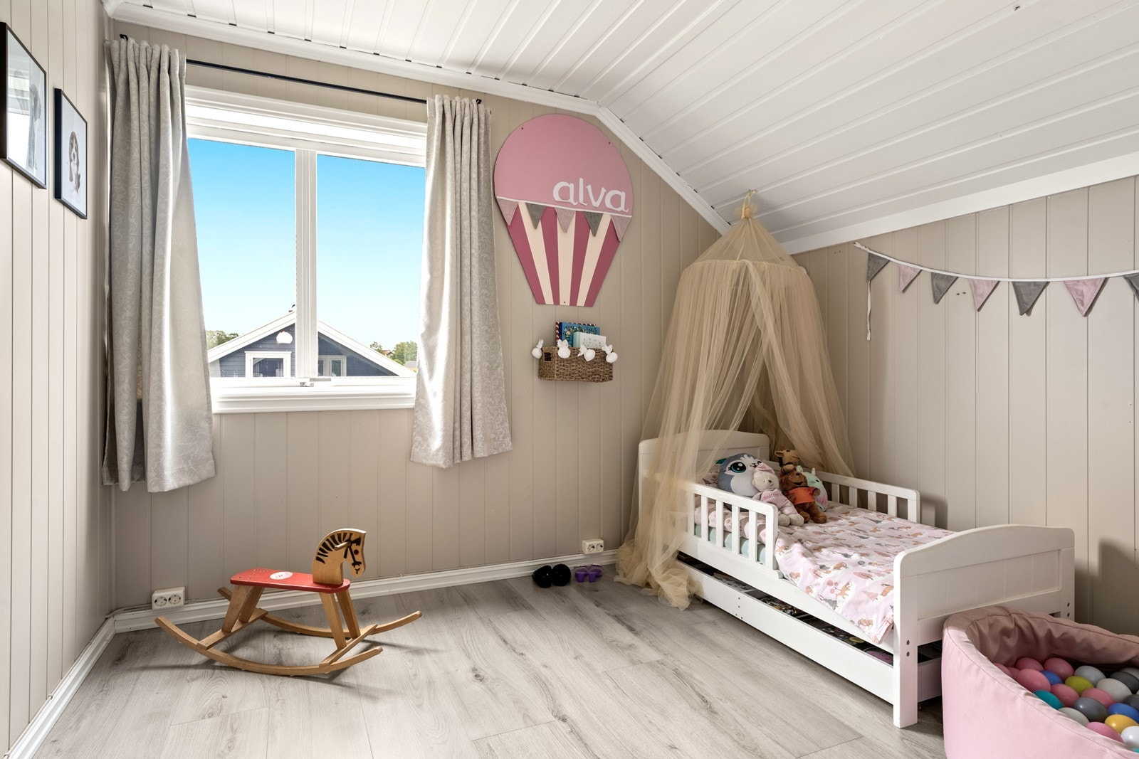 Soverom 2. etasje Galleribilde