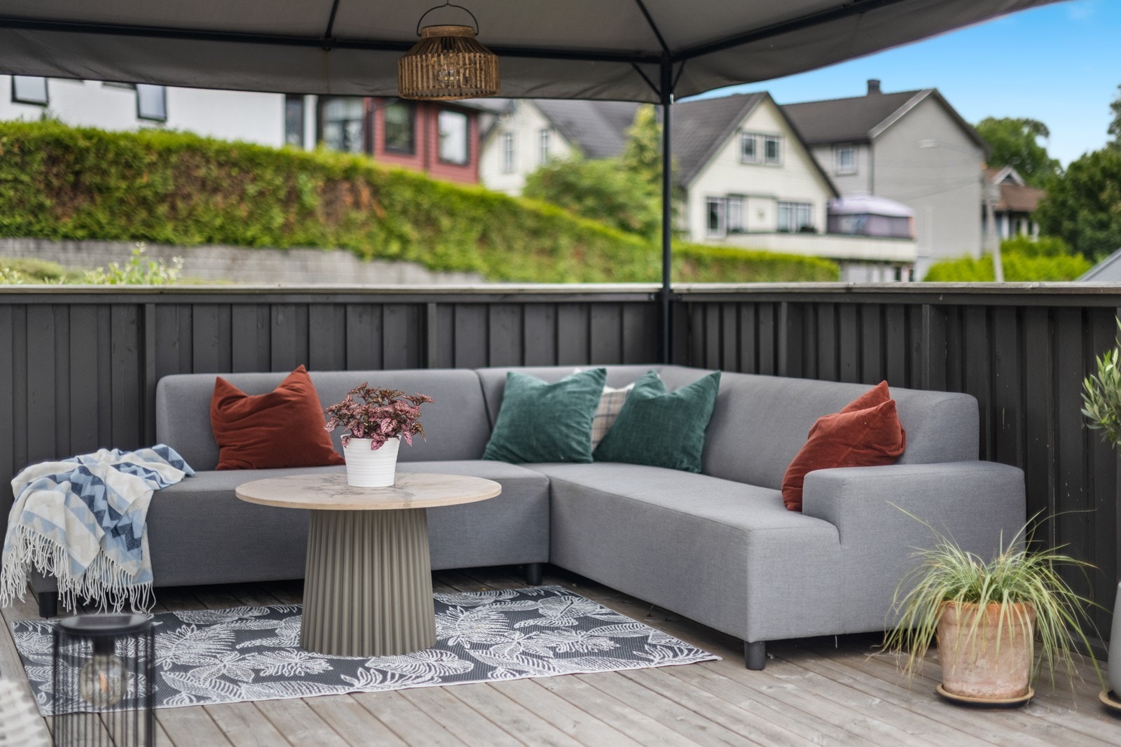 Uteplass Galleribilde