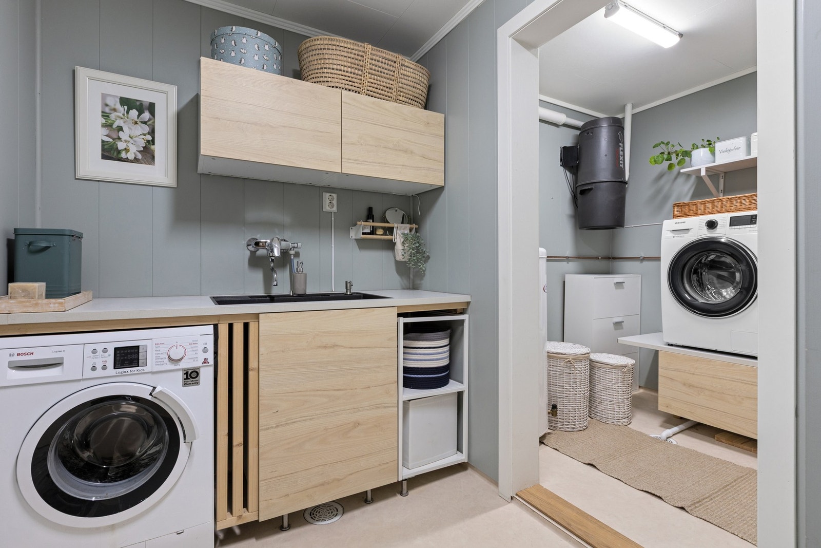 Vaskerom i husets underetasje. Praktisk med eget vaskerom. Galleribilde