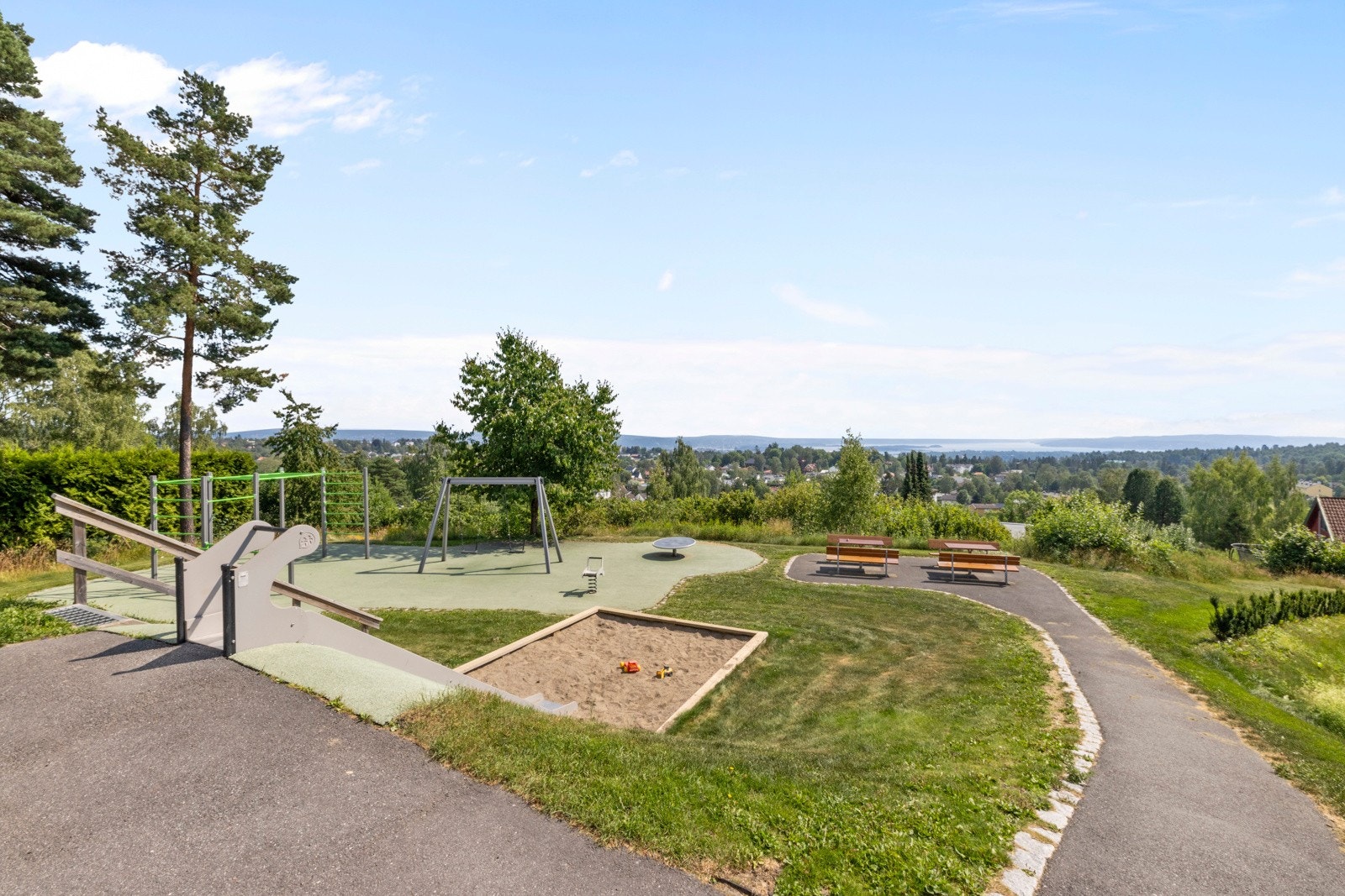 Hyggelig lekeområde for barna. Galleribilde