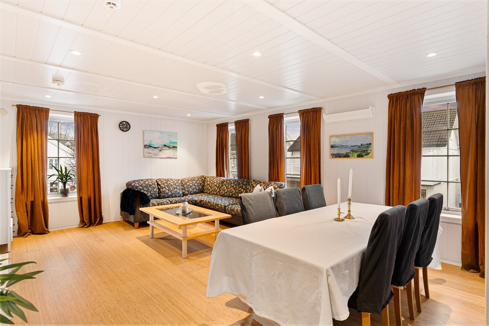 Velkommen til Øragata 12B og en pen selveierleilighet med svært attraktiv beliggenhet.
Foto: Max Stenberg. Galleribilde