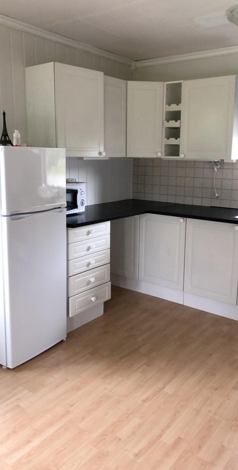 Kjøkken i utleiedel. Galleribilde