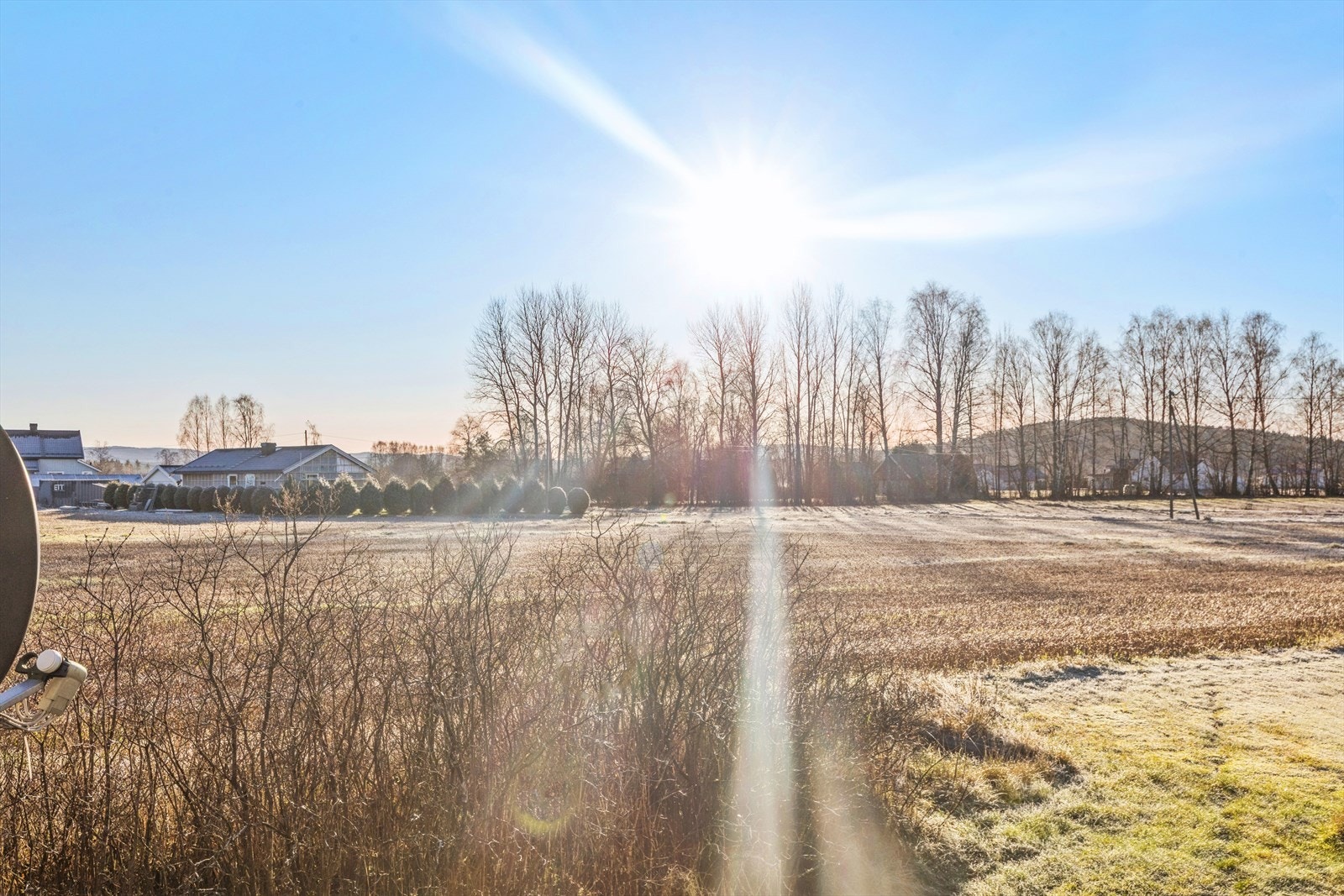 Fin utsikt utover nabolaget. Galleribilde