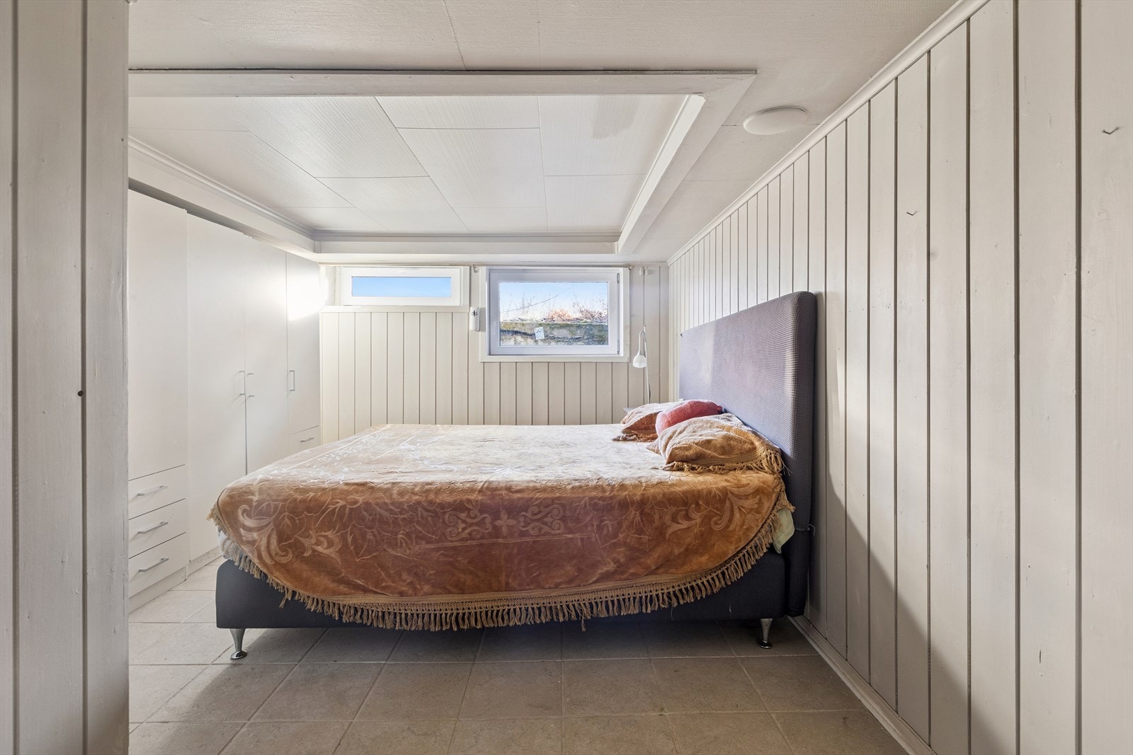 Soverom i underetasje. Galleribilde