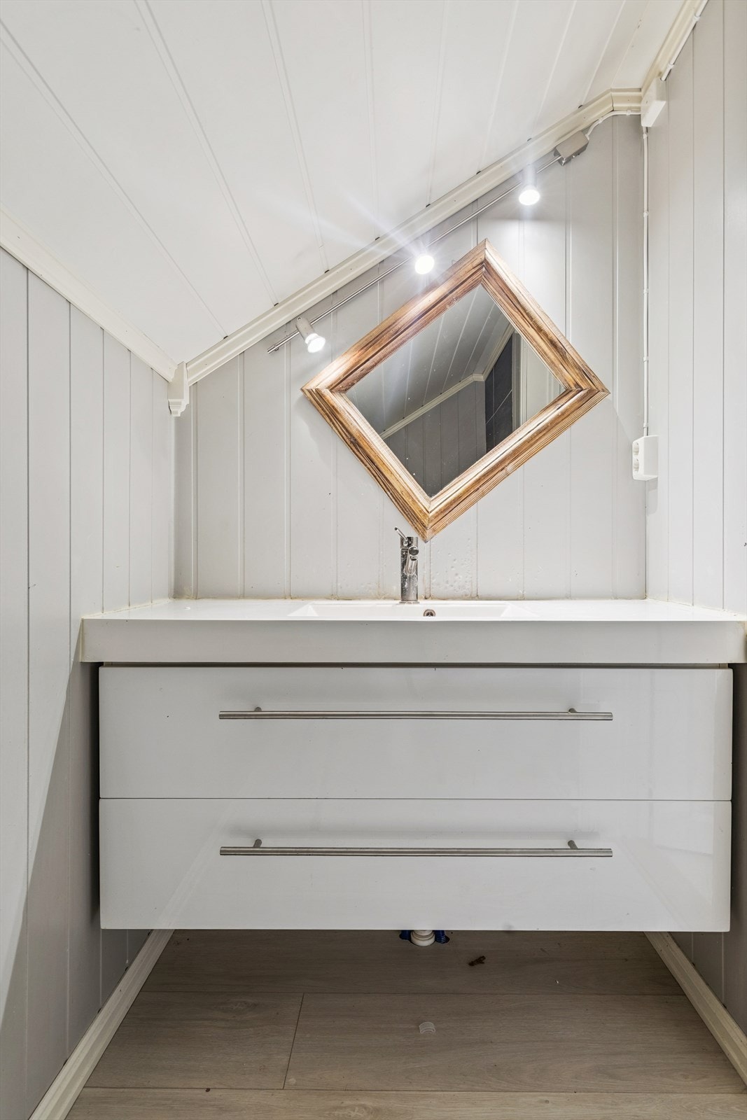 Toalettrom 2. etasje. Galleribilde