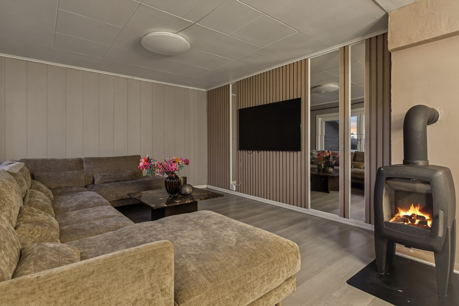 Kveldsstemning. Galleribilde