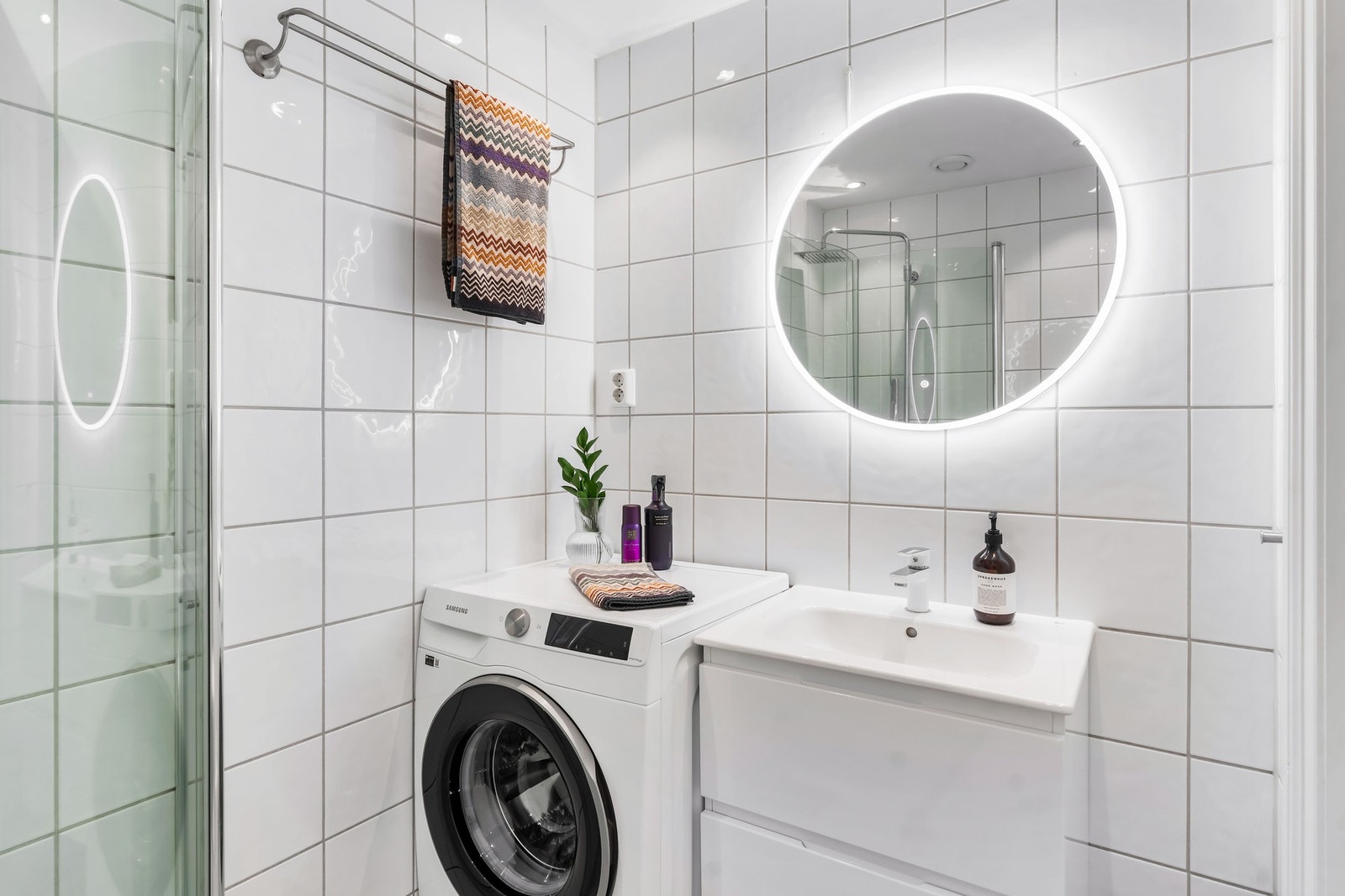 Varmtvann er inkludert i felleskostnadene Galleribilde