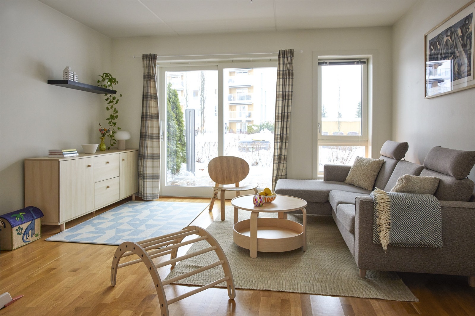 Stue med gode lysforhold Galleribilde