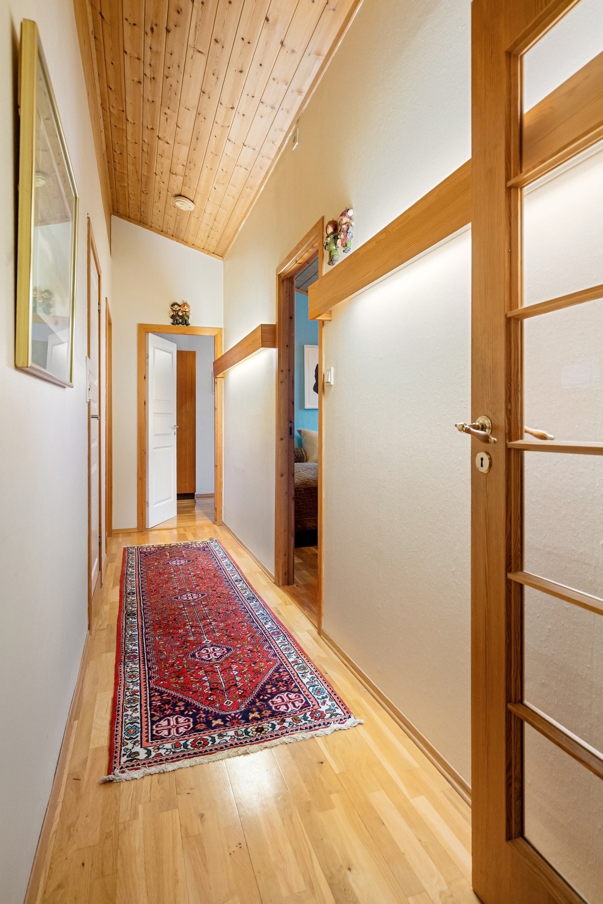 Gang til bad/soverom i 1. etasje. Galleribilde