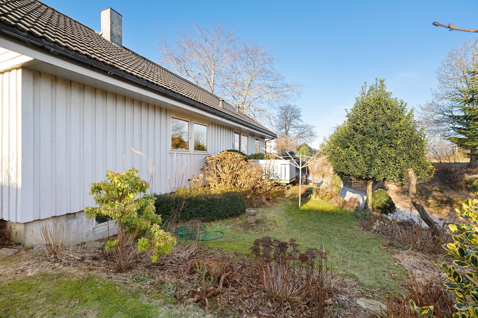 Her er det gode muligheter både for den hageglade, og den som ønsker å ha det litt enklere. Galleribilde