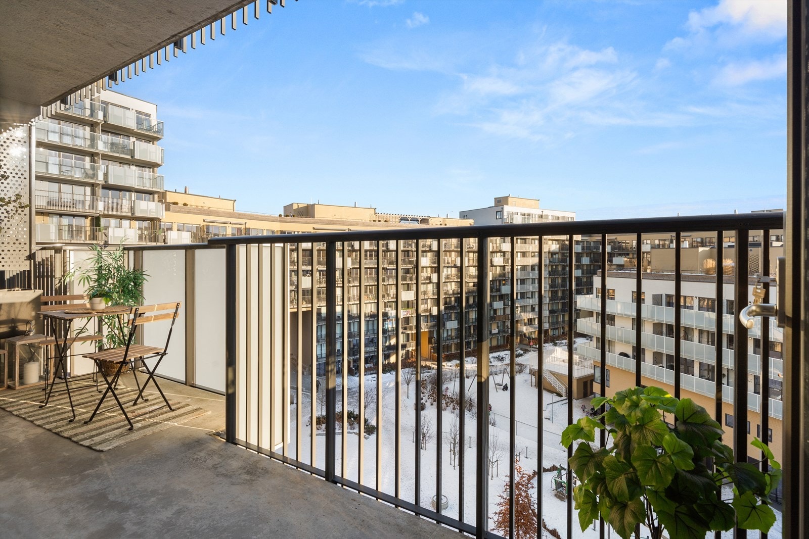 Leiligheten ligger flott til i 7.etasje. Galleribilde