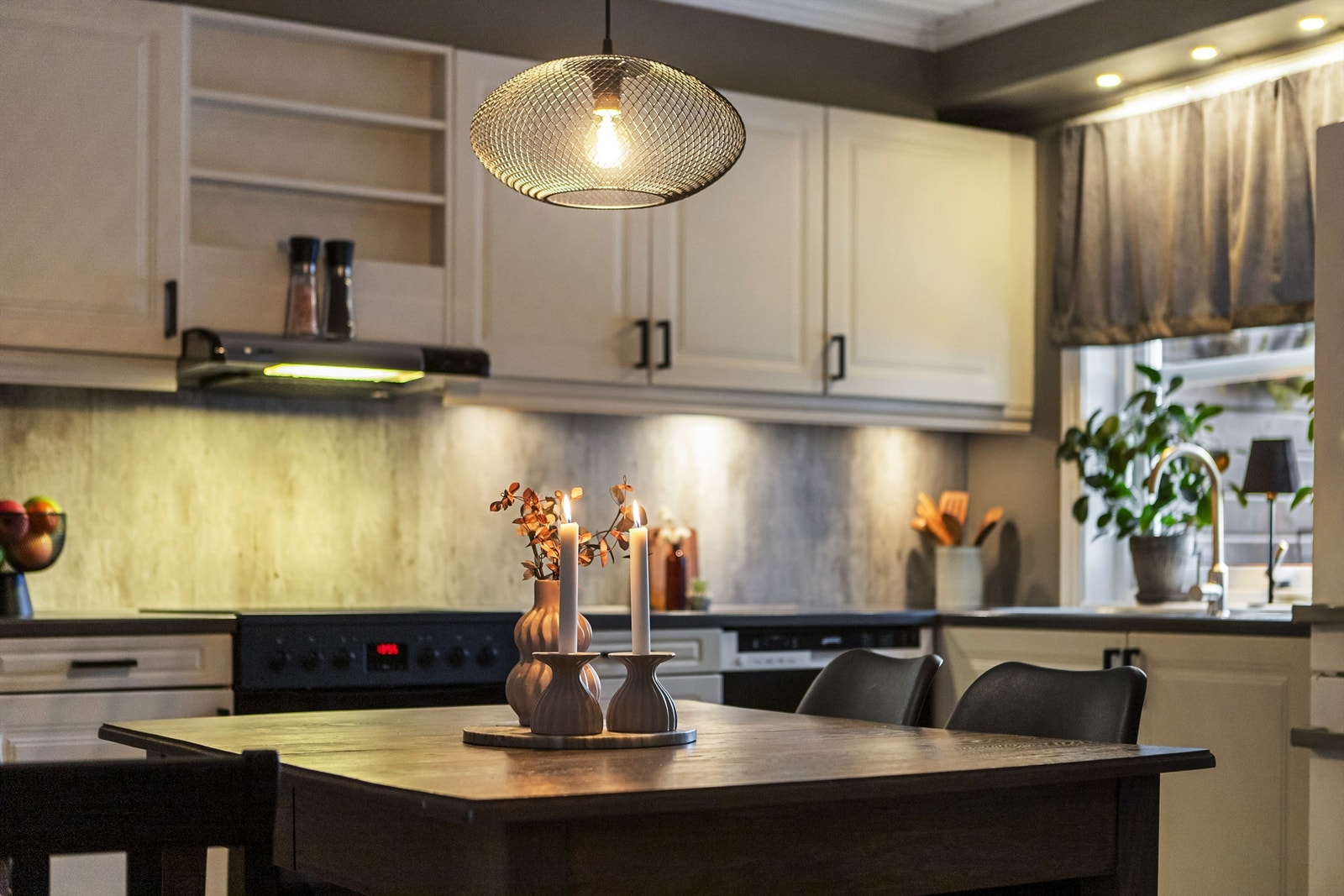 Downlights over oppvaskbenken Galleribilde