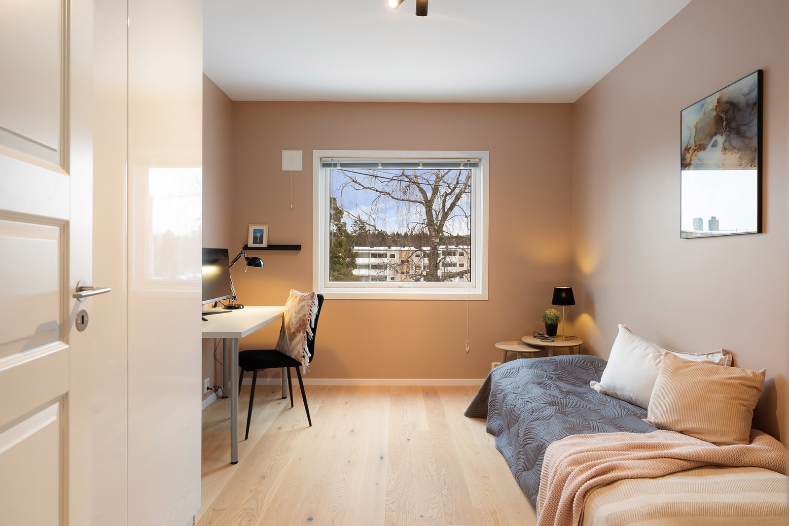 Soverom 2 av 2 Galleribilde