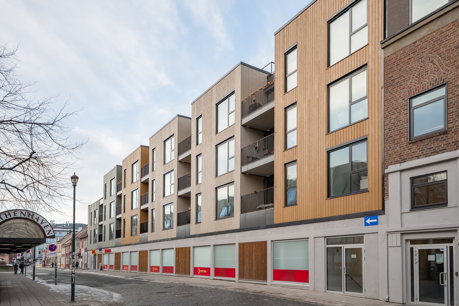 Leilighetskomplekset har butikk i 1.etasje. Galleribilde