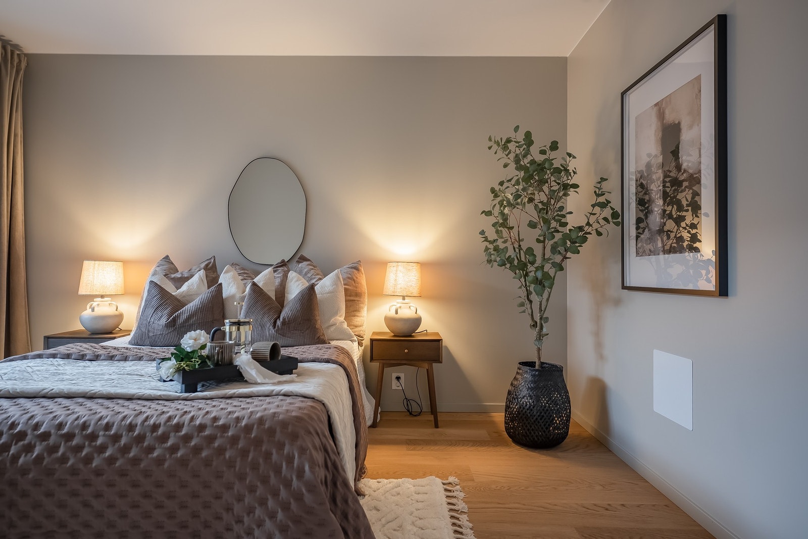 Boligen har to soverom hvor det første har inngang fra stue og det andre fra gang/entré. Galleribilde