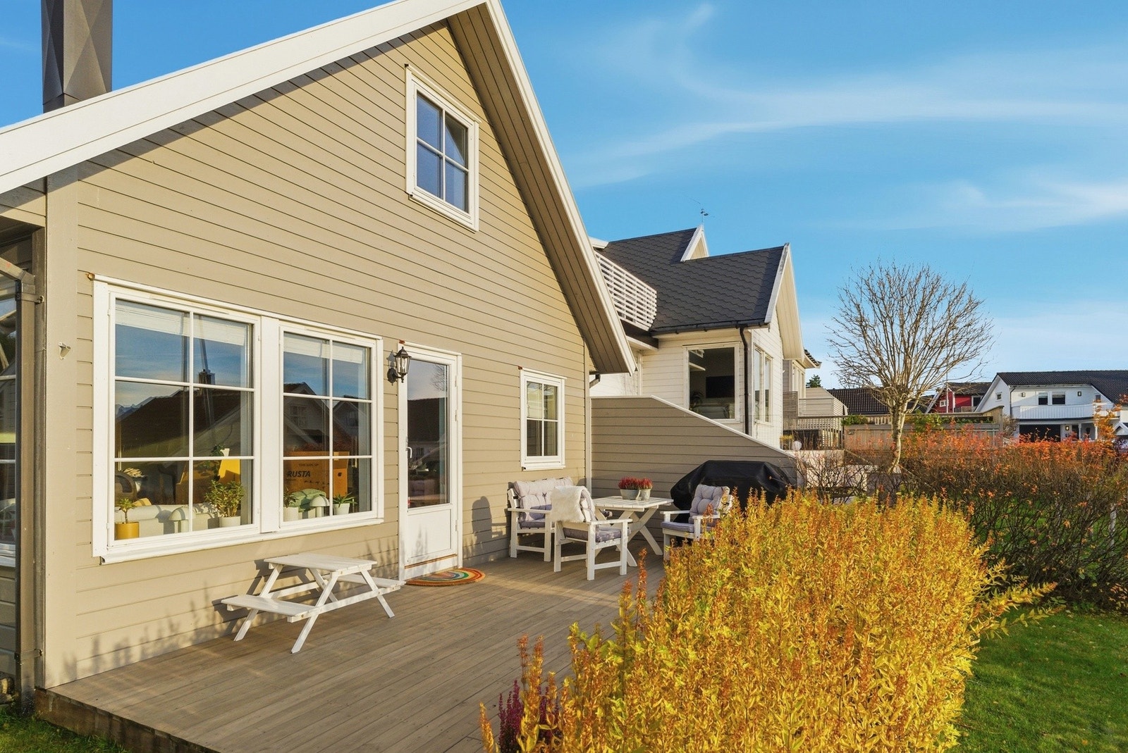 Lun og koselig terrasse Galleribilde