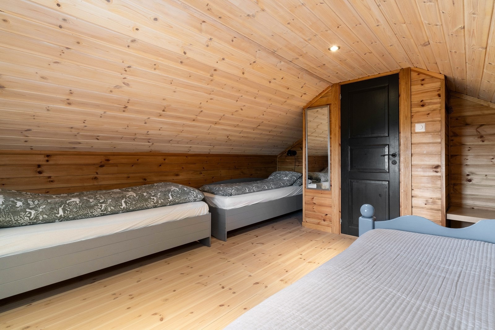 Hemsen er innredet med samlet 6 soveplasser. Galleribilde