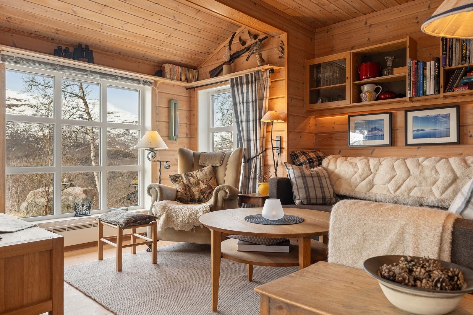 Tenk å sitte her og nyte hyttefreden. Galleribilde