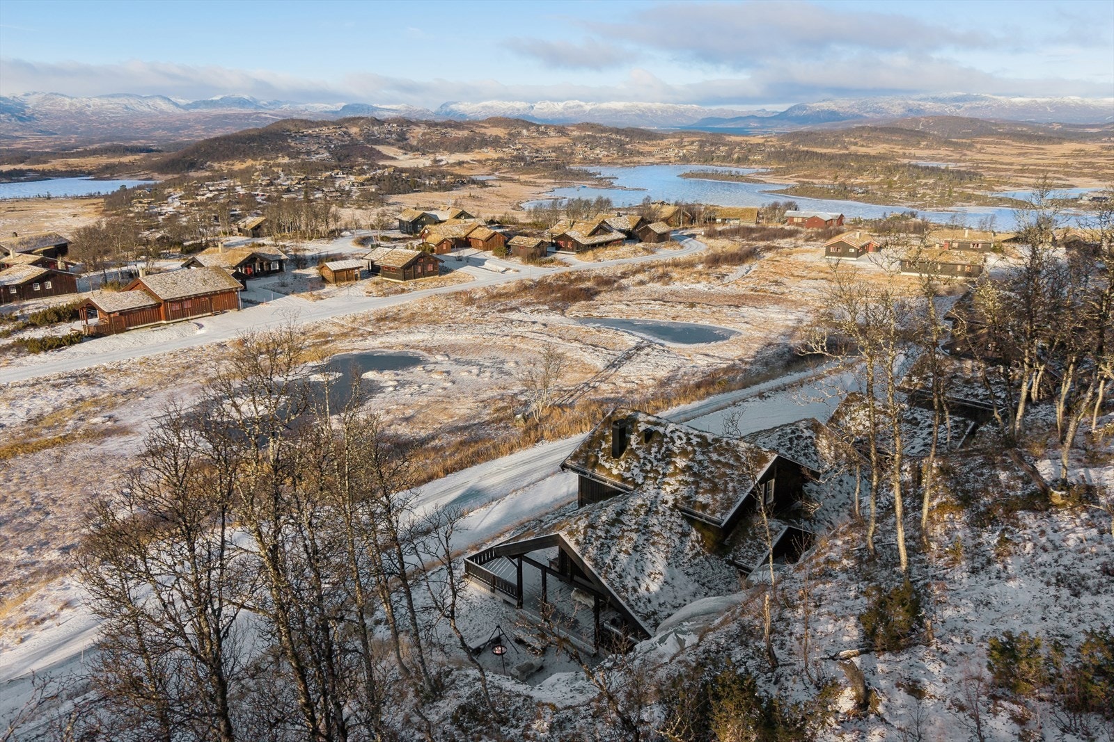 Her kan du nyte panoramautsikt utover Hardangervidda, Uvatn og Vierli. Galleribilde