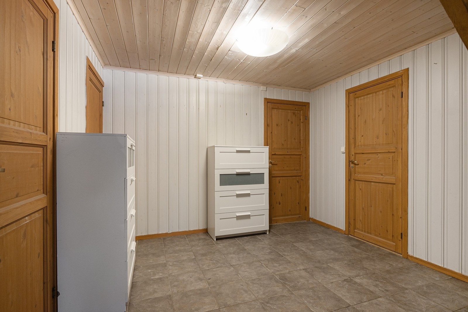 Trapperommet har plass til ulike oppbevaringsløsninger. Galleribilde