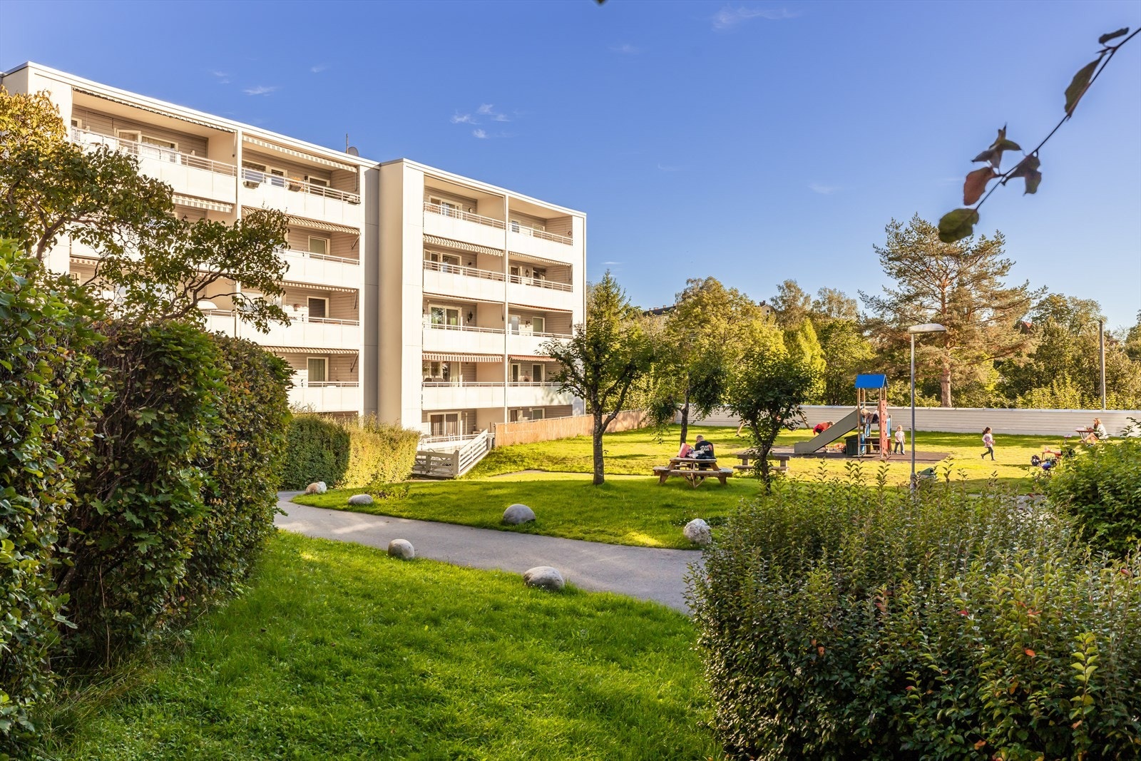 Hyggelige og grønne fellesområder i sameiet Galleribilde