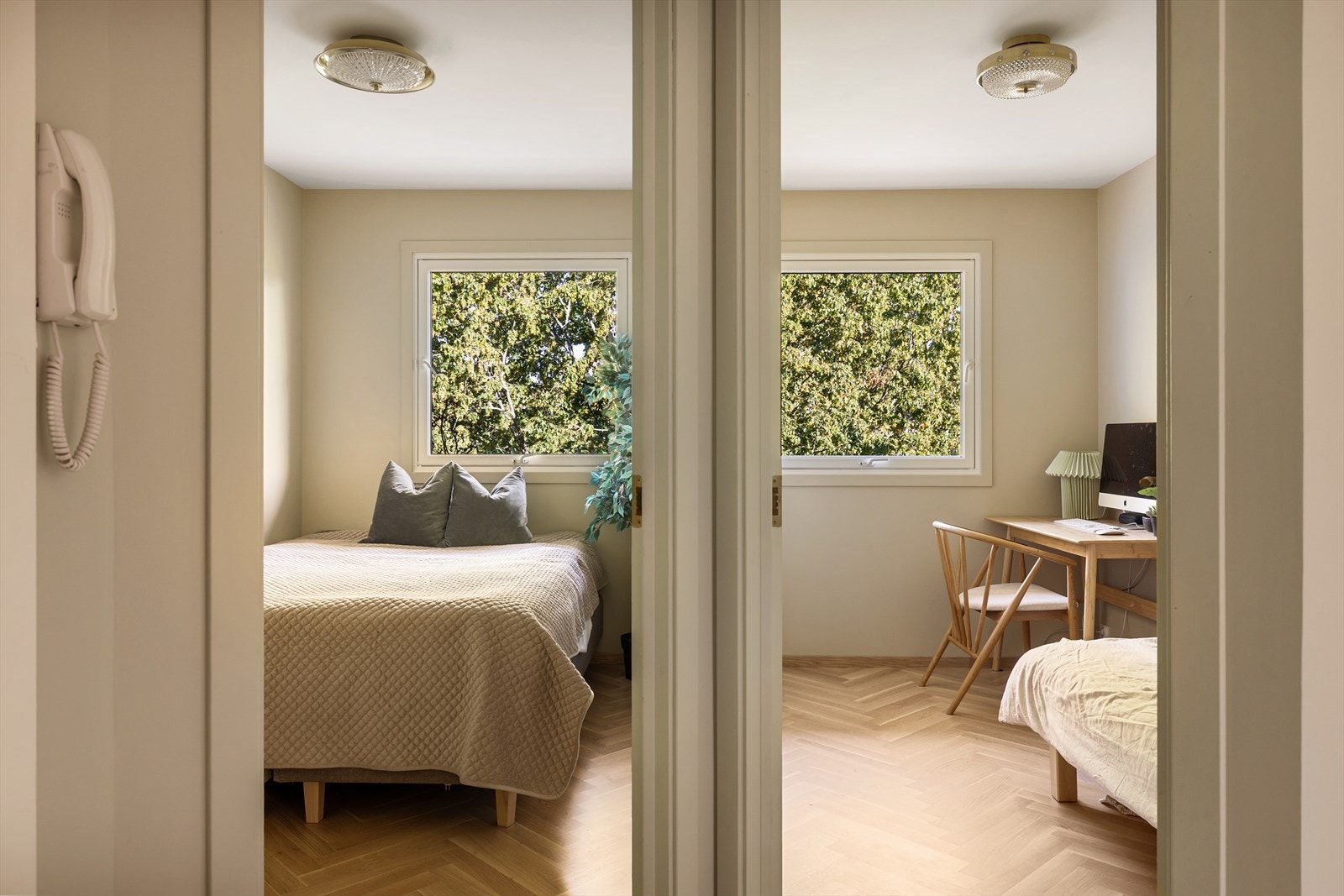 Rommene er strategisk plassert i entré Galleribilde