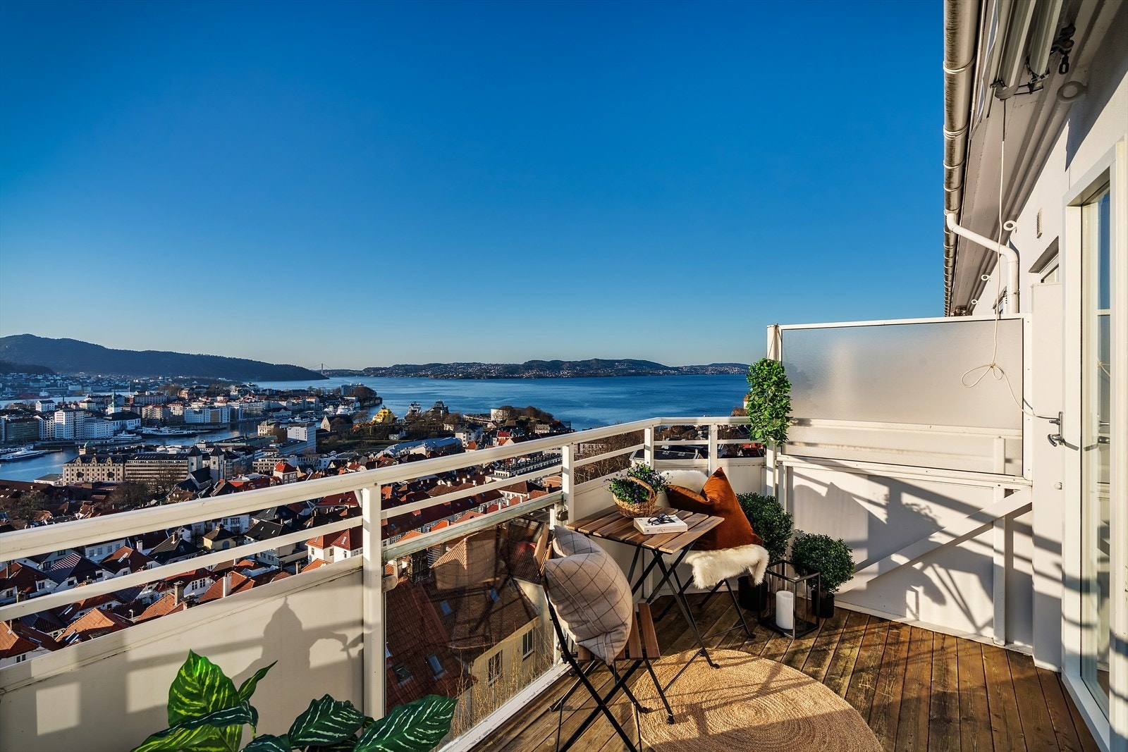 Romslig altan på 7 m². Galleribilde