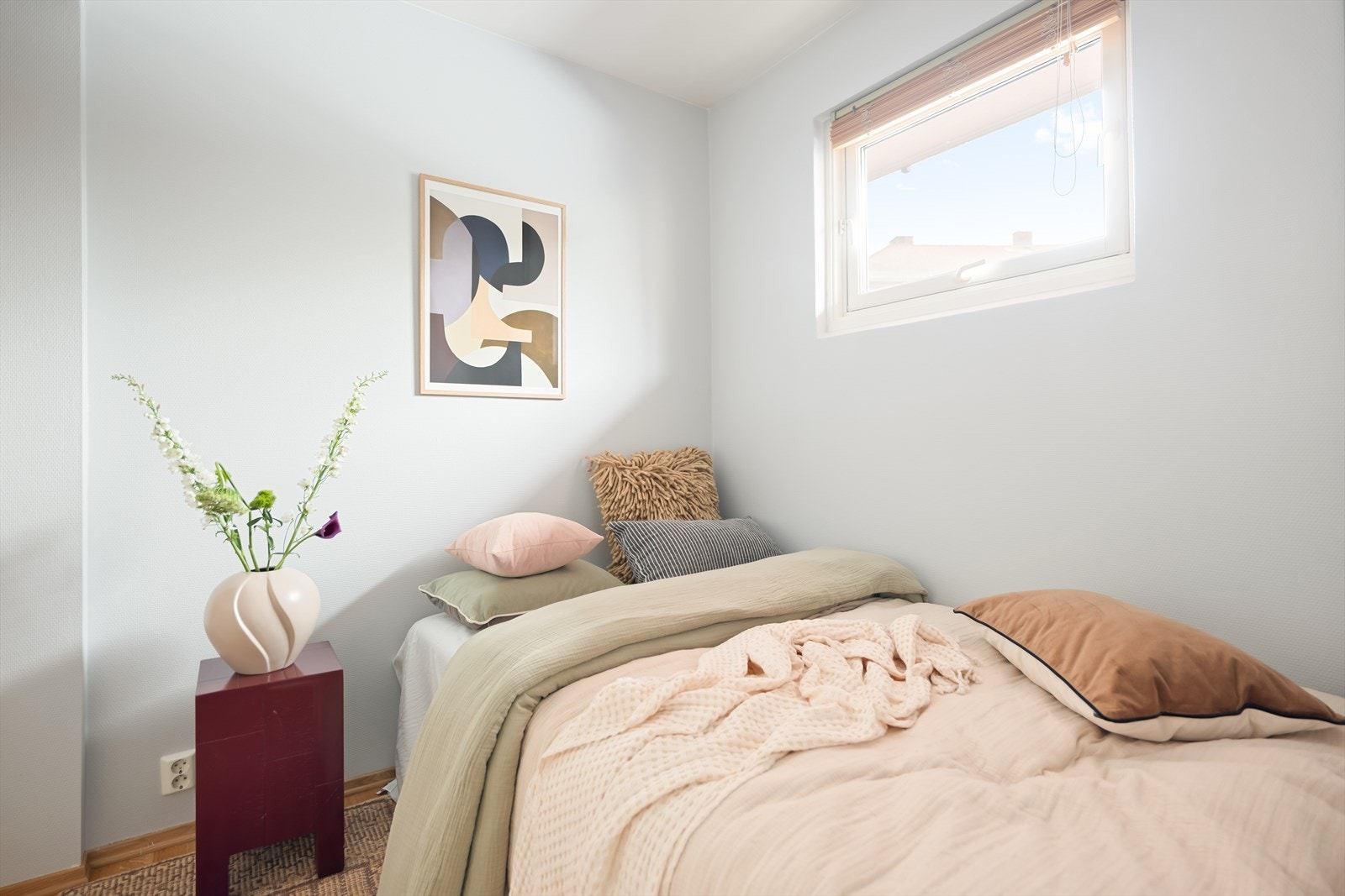 Soverommet er et lunt og behagelig rom med malte flater. Galleribilde