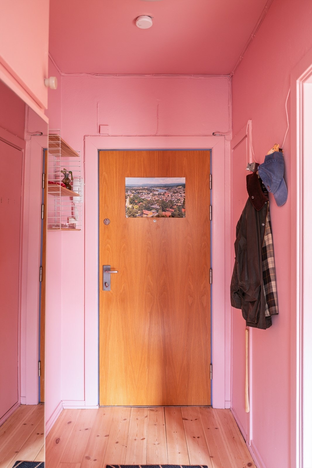 Dørcallinganlegg med portåpner. Galleribilde