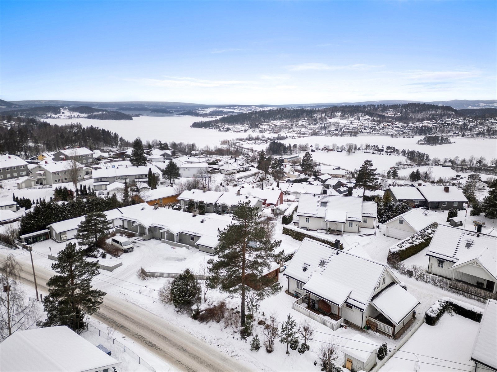 Kort avstand til Tyrifjorden og Steinsfjorden Galleribilde
