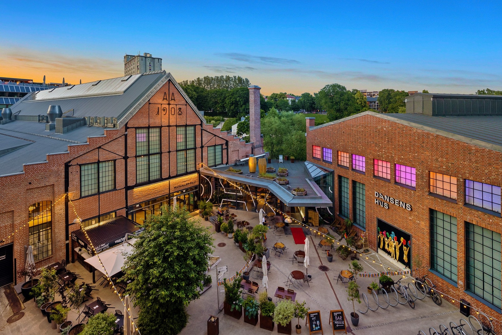 Med Mathallen, kaféer, treningssentre, kulturtilbud og Akerselva i umiddelbar nærhet, ligger alt til rette for en aktiv, sosial og komfortabel byhverdag. Galleribilde