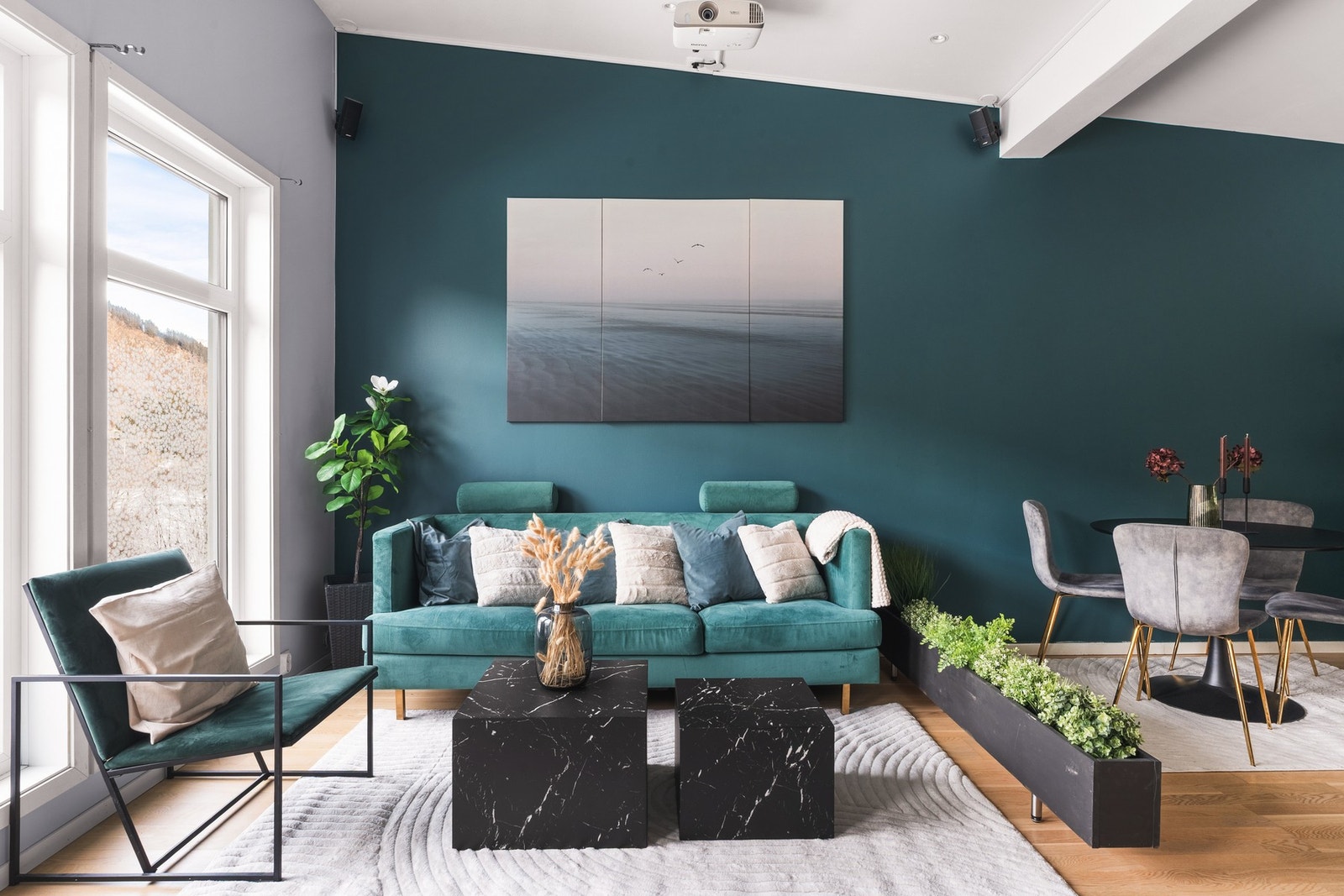 EIE eiendomsmegling ved Simon Aasen presenterer Eidsvegen 63C! (Foto: Alexander Vie) Galleribilde