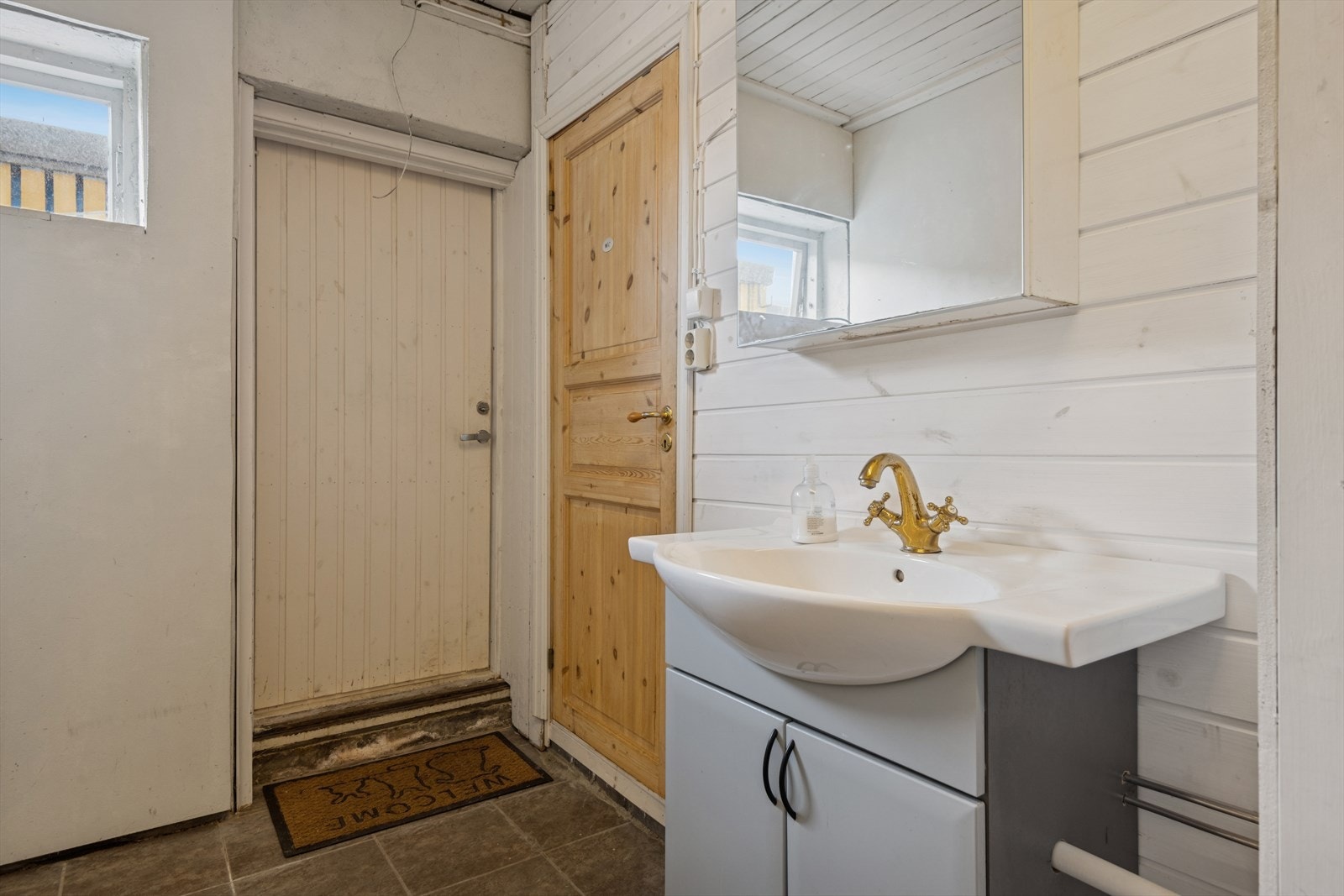 Baderom i underetasjen. Galleribilde