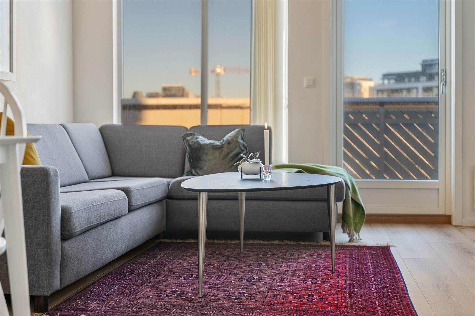 Fra stuen er det videre adkomst til en balkong. Galleribilde