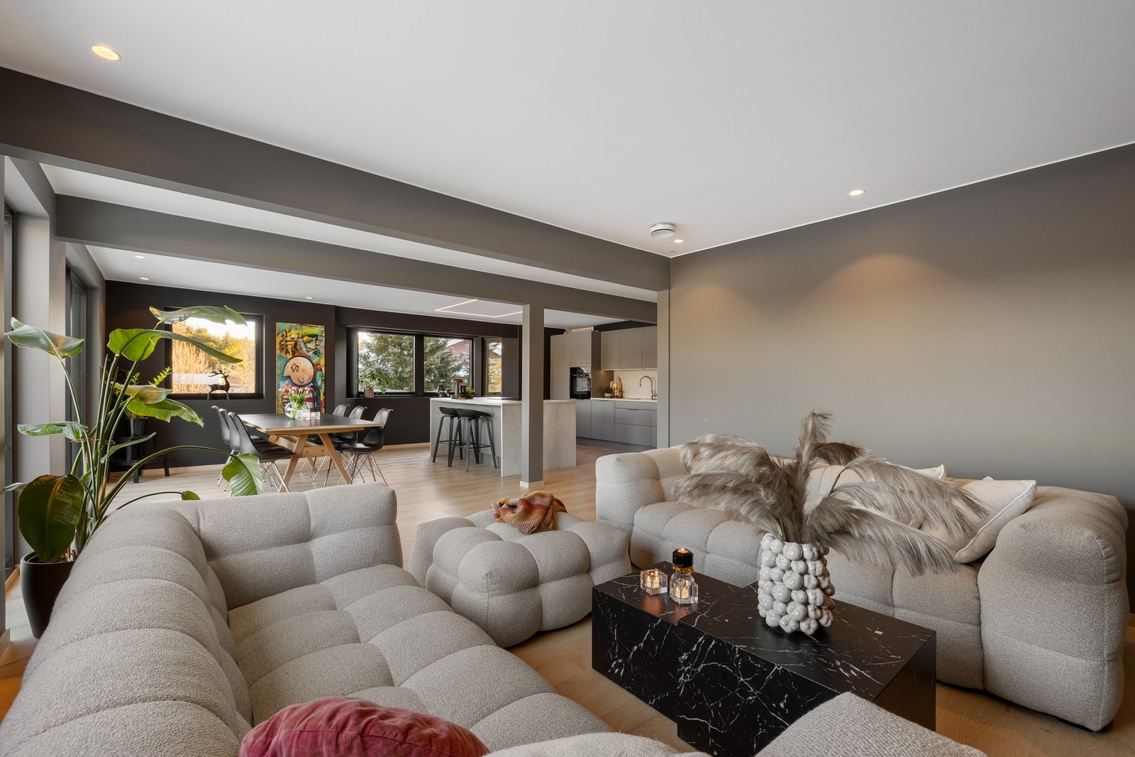 Hovedstue. Galleribilde