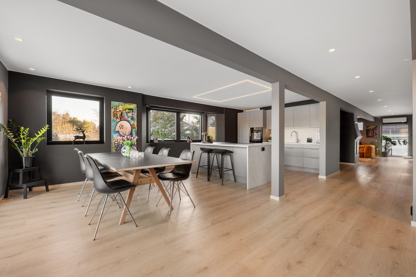 Det ble byttet ventilasjonsanlegg til varmegjenvinning med roterende gjenvinner i 2025. Galleribilde